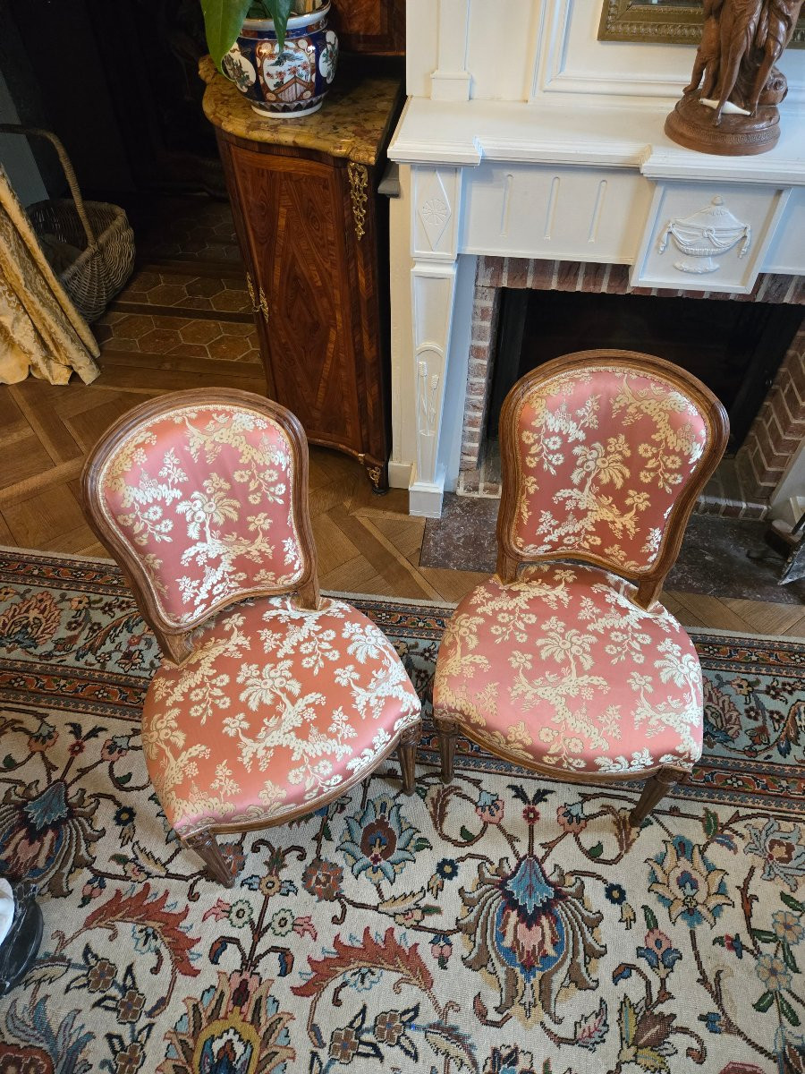 Paire de chaises Transition Louis XV – Louis XVI, travail parisien, vers 1775.  -photo-3