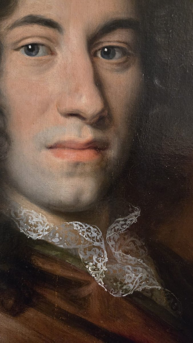 Elegant Portrait Of A Man – French School, Late 17th Century. -photo-2