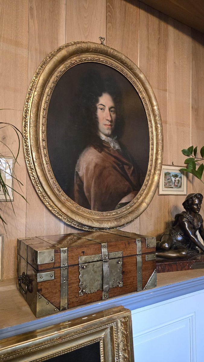Elegant Portrait Of A Man – French School, Late 17th Century. -photo-7