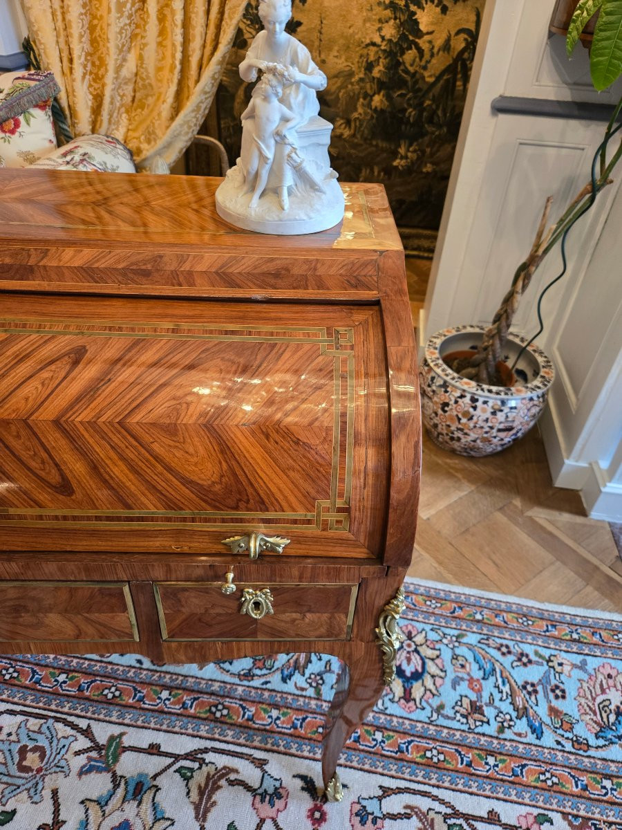 Central Roll-top Desk – Louis XV/louis XVI Transition, Parisian Work, Circa 1770 -photo-4