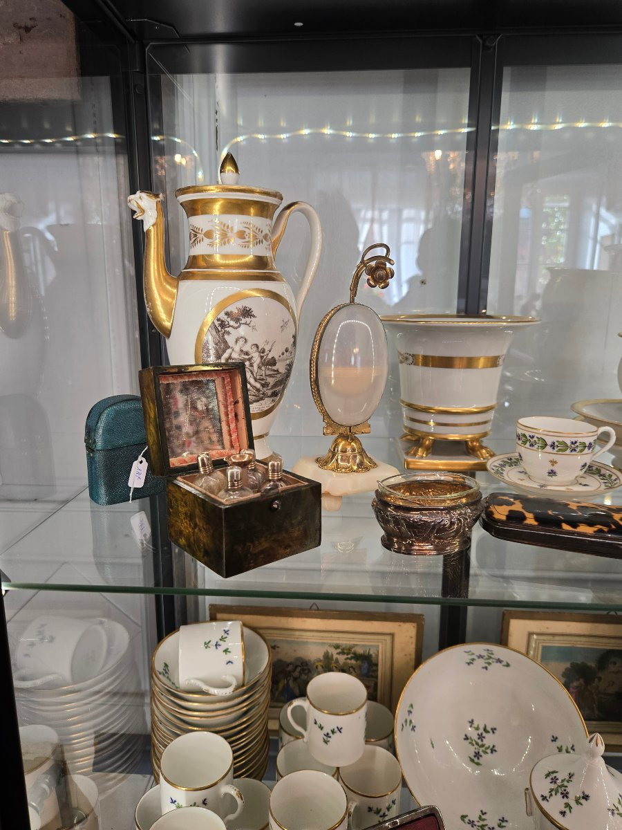 Coffret à senteurs en loupe teintée verte, Paris, 1814–1819.  -photo-8