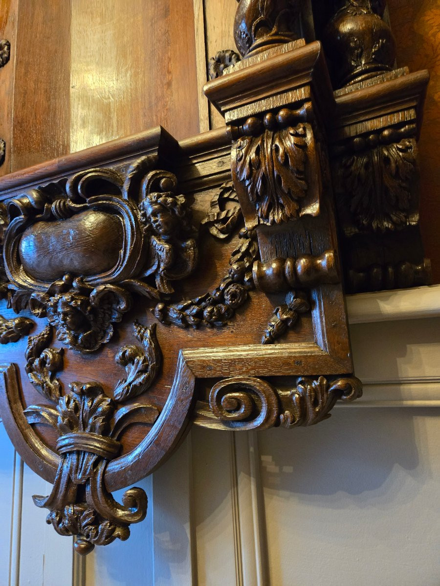 Important retable de chapelle en chêne sculpté Flandres – Seconde moitié du XVIIe siècle.  -photo-5