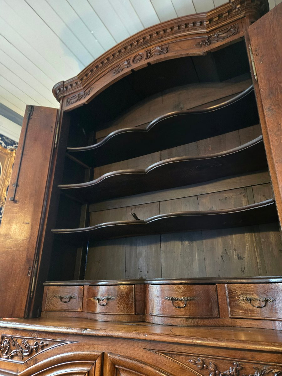 Grand buffet de présentation dit de boiserie, a double evolution, vers 1715.-photo-4