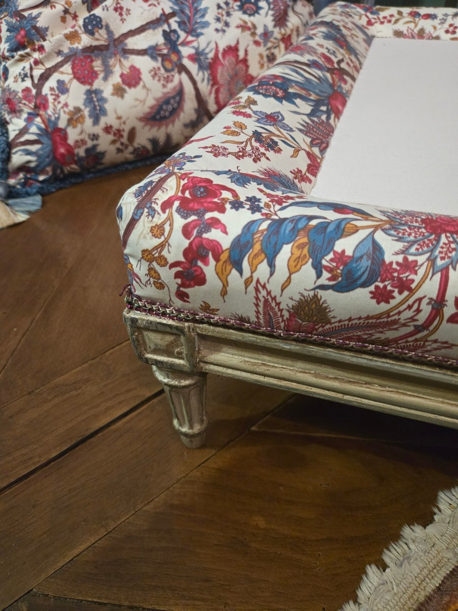 Tabouret Louis XVI pour chien– Château de Foulletorte – Famille de Malherbe.  -photo-2