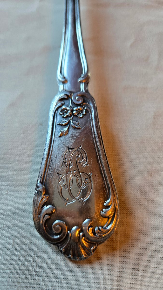 Suite de 24 couverts en argent massif, modèle rocaille au monogramme, Hénin & Cie, 1.9kg-photo-5