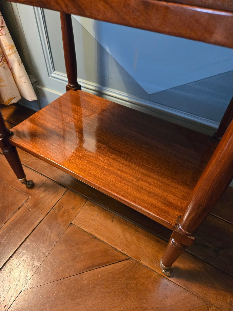 Chiffonnière d’époque Louis XVI en acajou, vers 1785–1790.  -photo-4