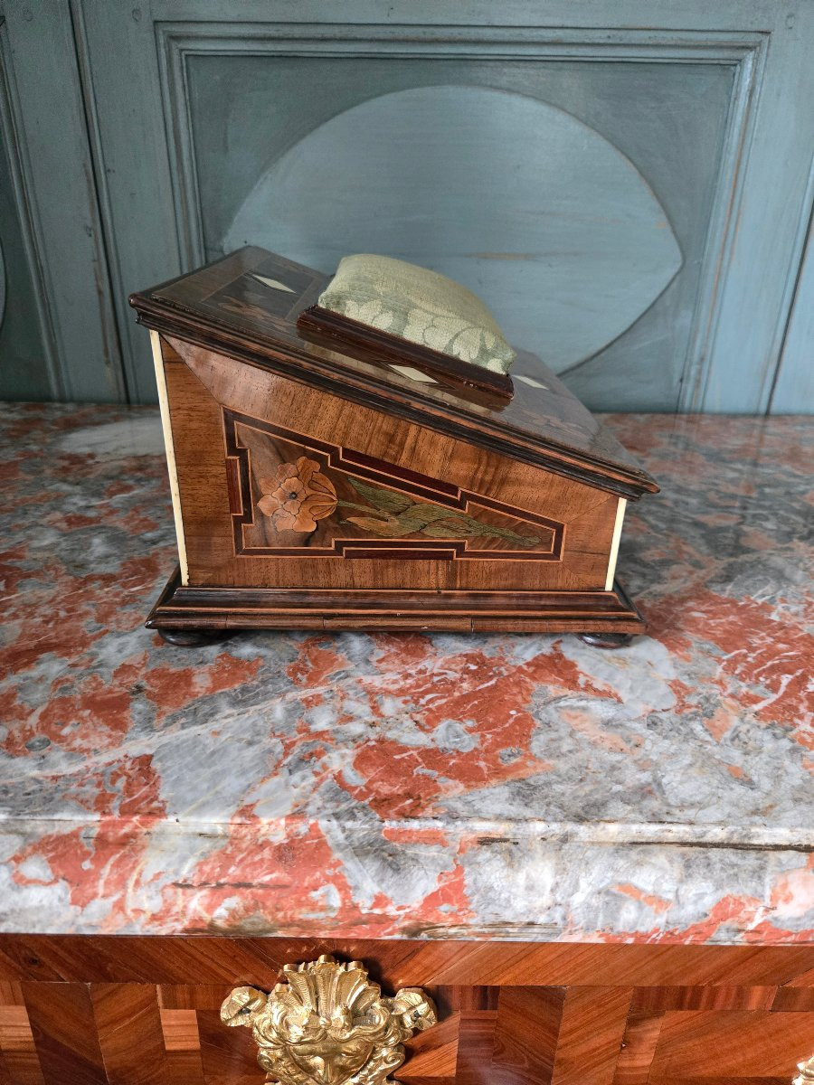 Coffret de dame à ouvrages en marqueterie, travail rhénan, louis XIV, début du XVIIIe siècle,  -photo-1