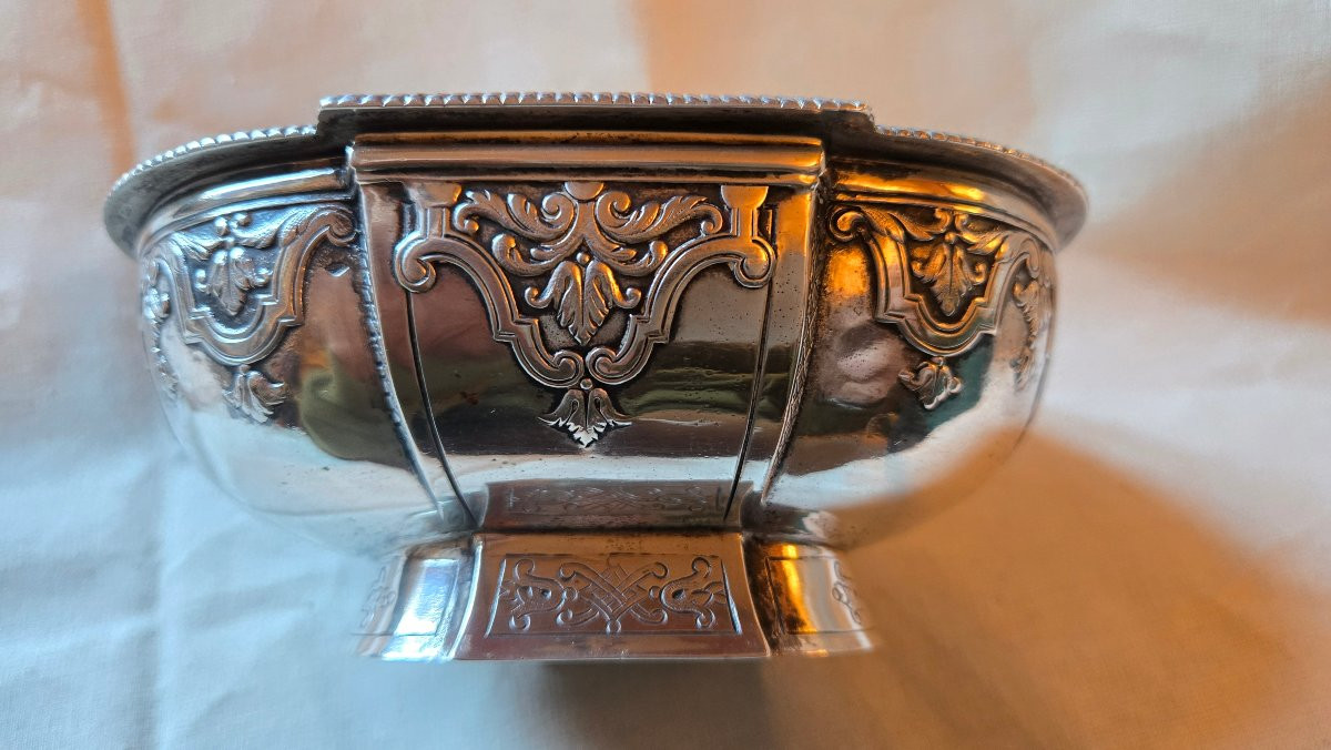 Boîte couverte en argent massif, décor rocaille, Hénin & Cie, Minerve 1er titre, 340 g-photo-5