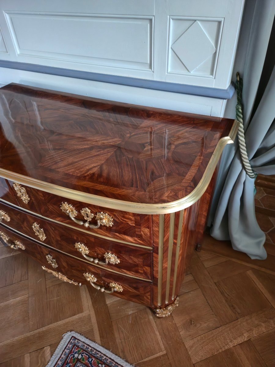 Louis XIV Commode In Precious Wood Veneer, Paris Circa 1710-1720.-photo-3