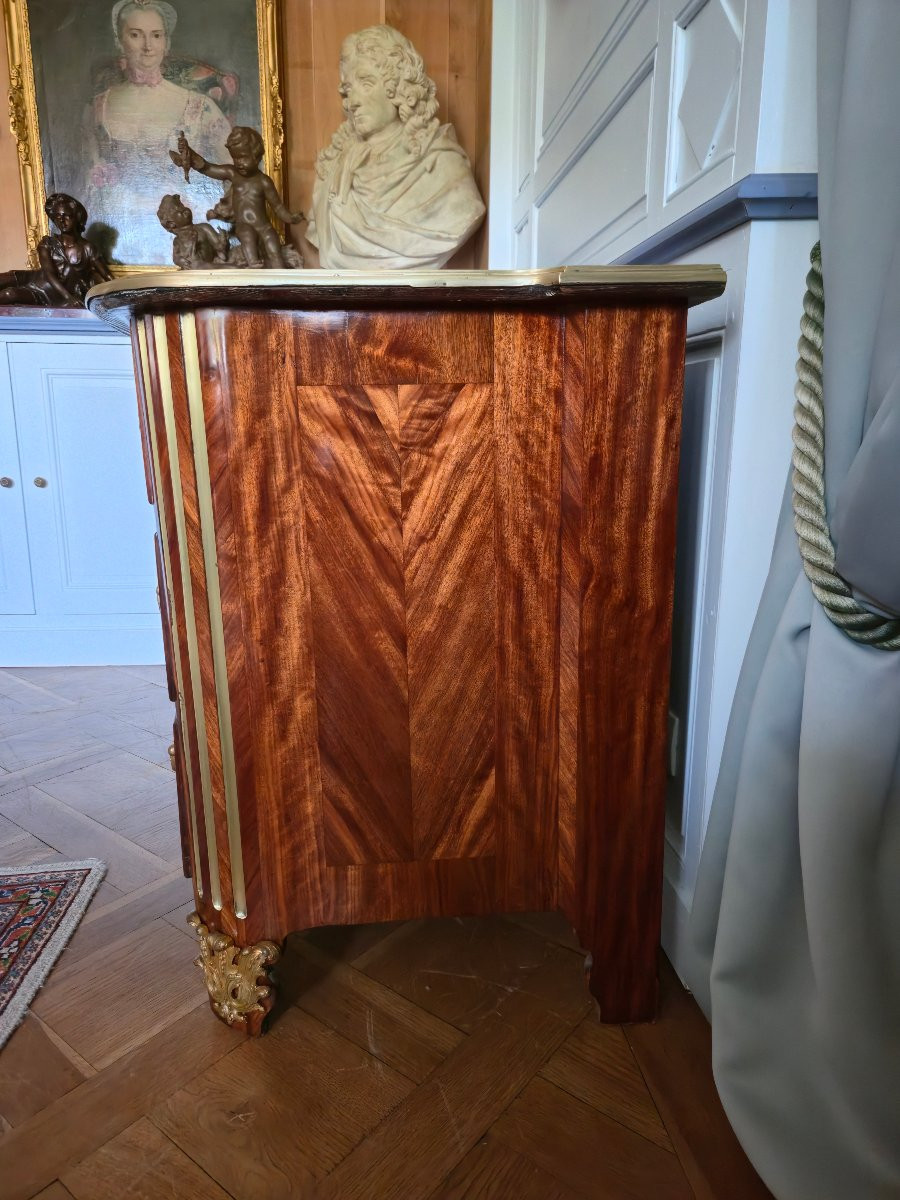 Louis XIV Commode In Precious Wood Veneer, Paris Circa 1710-1720.-photo-1