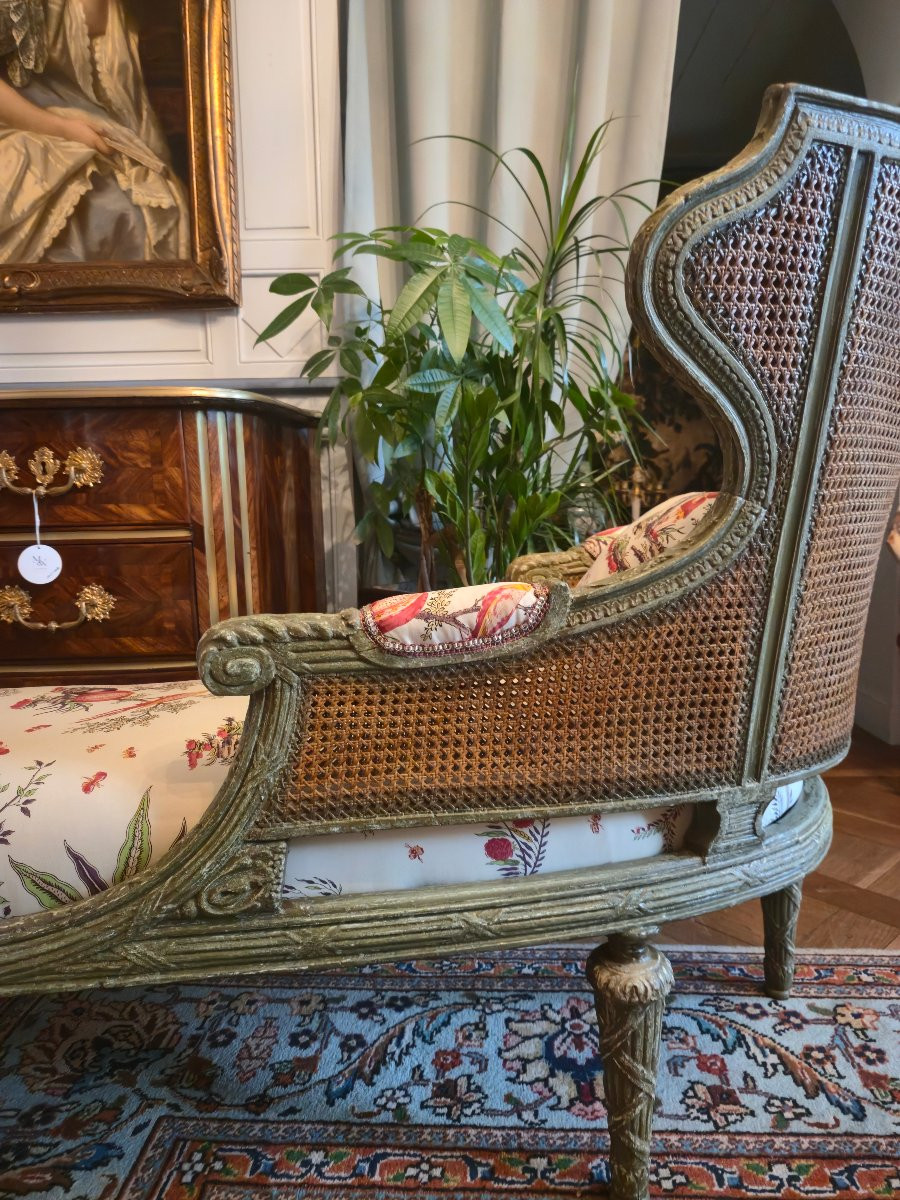 Chaise longue méridienne cannée de style Louis XVI, fin du XIXe siècle.  -photo-7