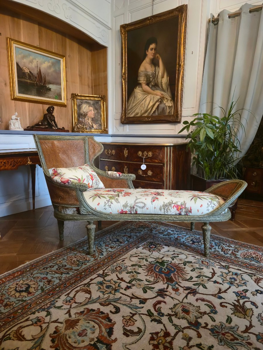 Chaise longue méridienne cannée de style Louis XVI, fin du XIXe siècle.  -photo-8