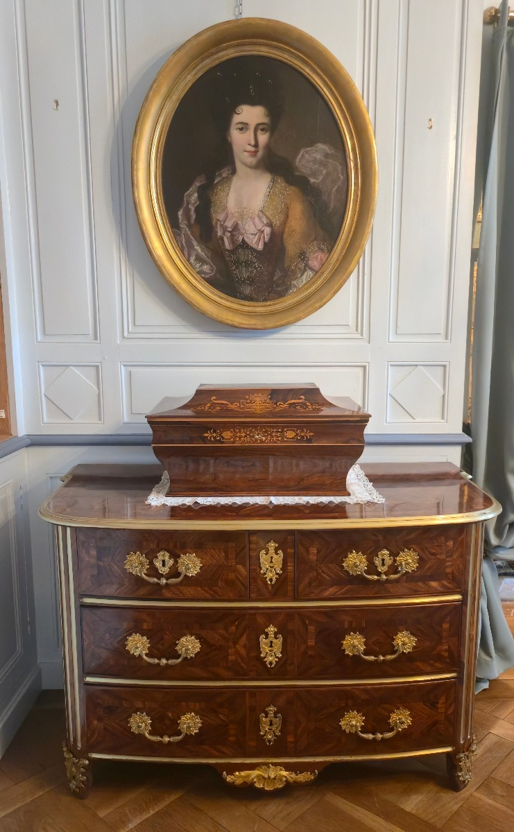 Grand coffret de forme sarcophage en palissandre et marqueterie de houx Époque Restauration.-photo-8