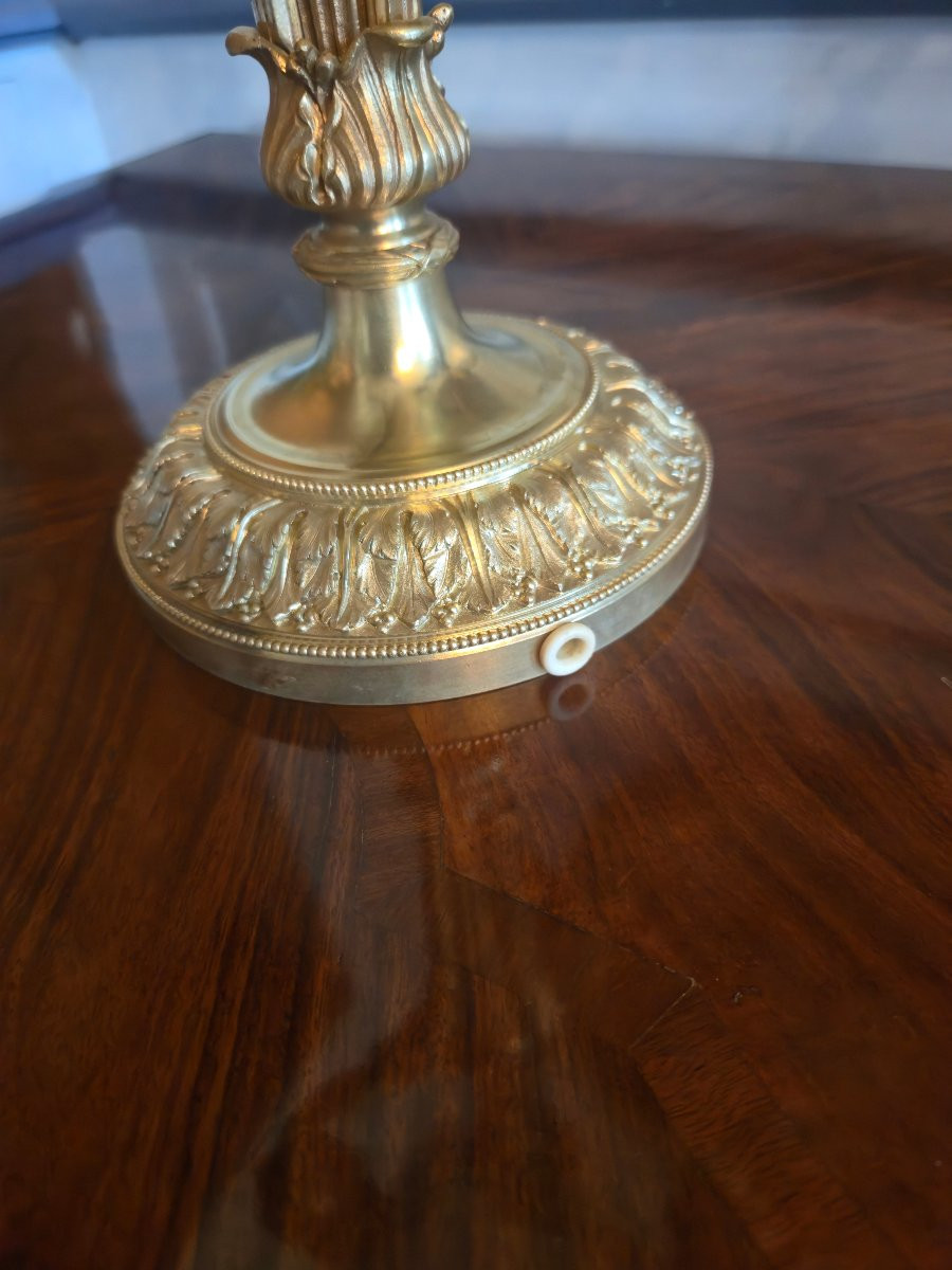 Paire de candélabres en bronze doré de style Louis XVI, travail néoclassique français vers 1900-photo-4