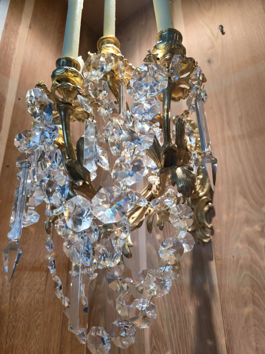 Paire d'appliques d'époque Napoléon III en bronze doré et pampilles de cristal.    -photo-4