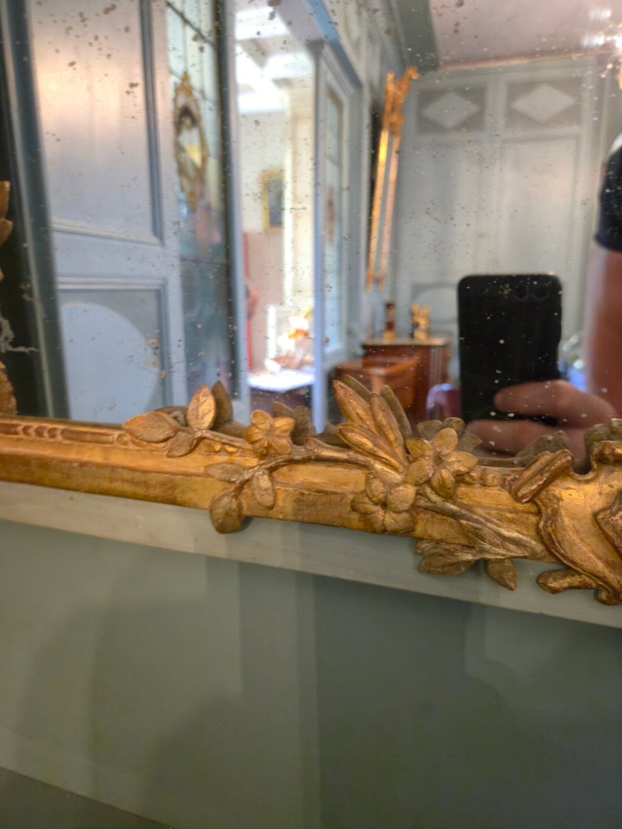 Miroir à parcloses d'époque Louis XVI en bois sculpté, doré, argenté et peint.  -photo-4