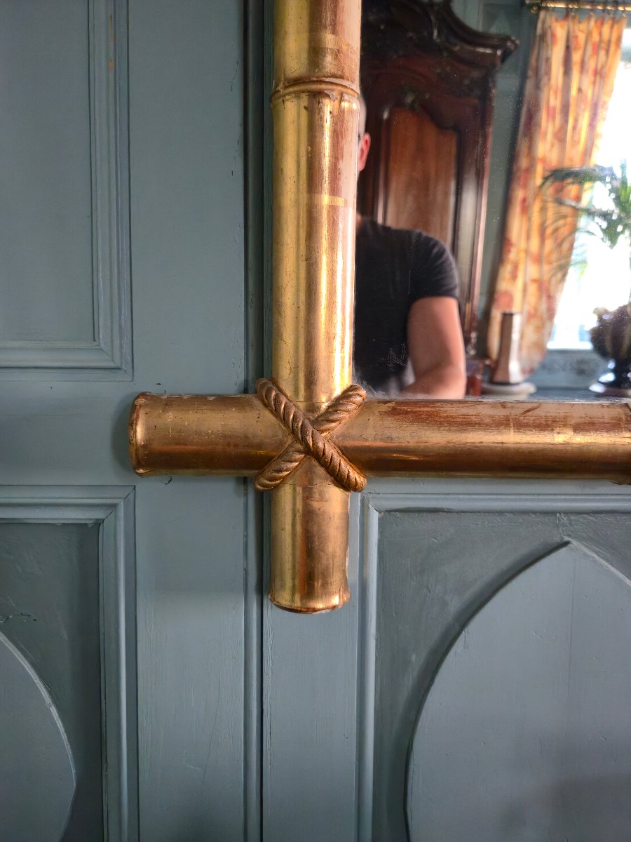 Miroir d'époque Napoléon III à l'imitation du bambou et à décor de draperies à houppes.  -photo-2