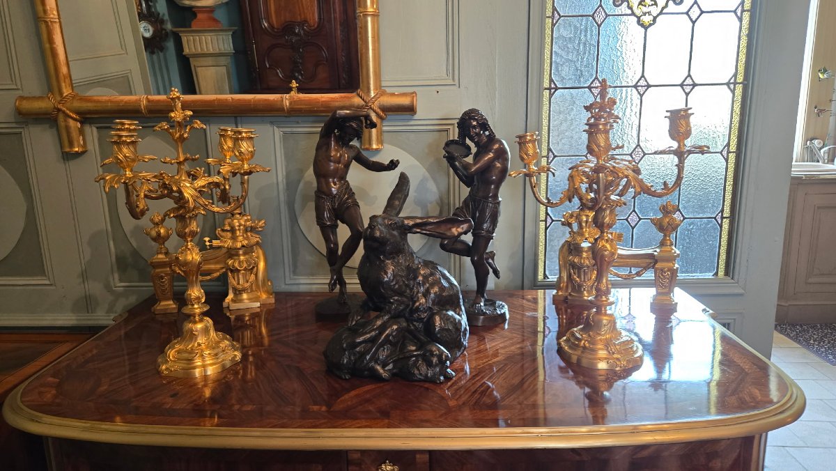 Paire de candélabres en bronze doré de style Louis XV, signés F. Barbedienne, XIXe siècle.   -photo-8