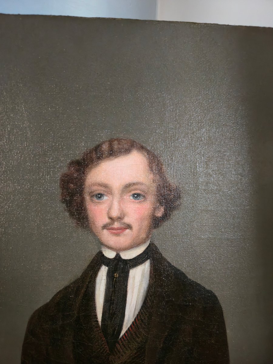 Portrait d'un jeune homme, époque Louis-Philippe, vers 1840-1850.  -photo-2