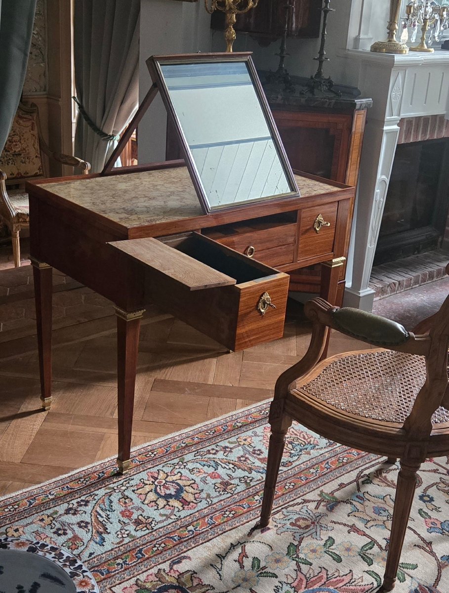 A Versatile Table From The Louis XVI Period.   -photo-1