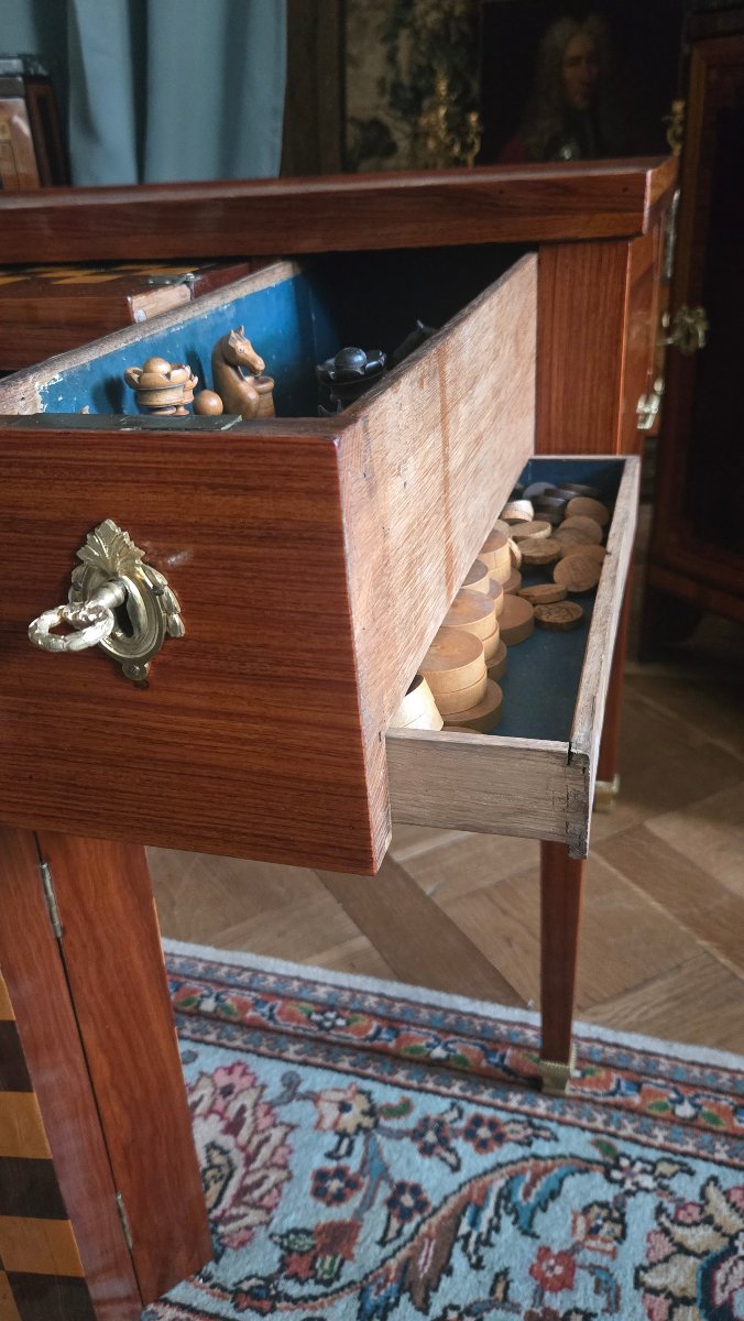 A Versatile Table From The Louis XVI Period.   -photo-6