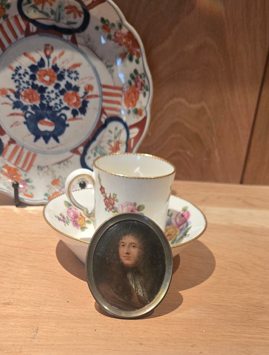 Miniature sur cuivre représentant un gentilhomme – XVIIᵉ siècle.   -photo-2