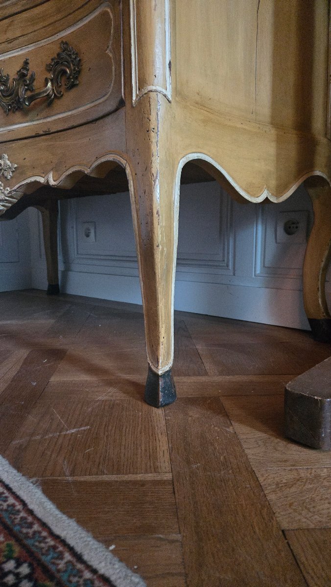 A Painted Provençal Chest Of Drawers From The Louis XV Period.  -photo-4
