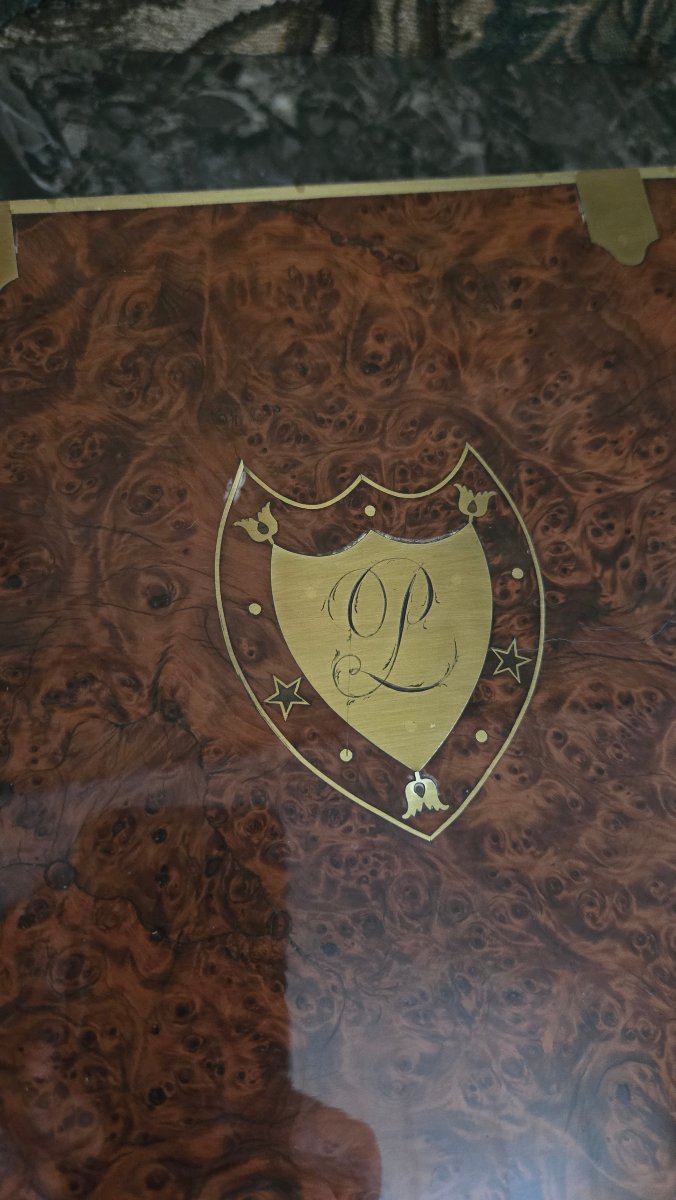 Nécessaire de voyage d'époque Consulat en loupe d'if –étiquette « Marquis de Pommereu ».  -photo-6