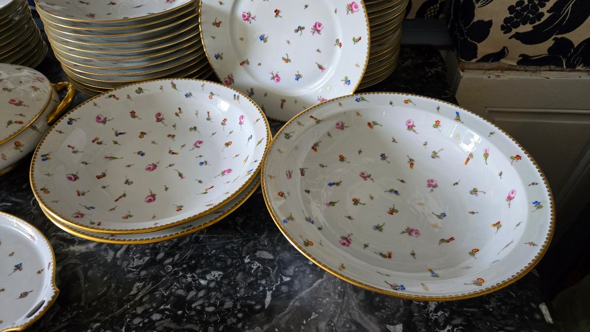 Service de table en porcelaine, décor « Vieux Nyon », premier tiers du XXᵉ siècle-photo-3