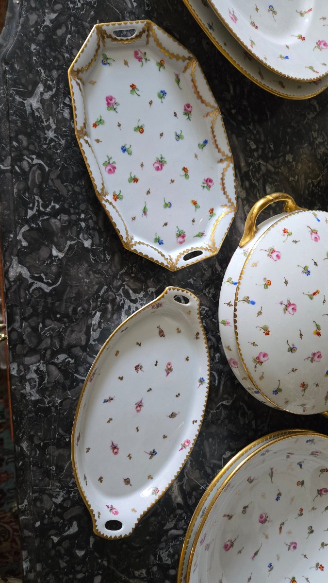 Service de table en porcelaine, décor « Vieux Nyon », premier tiers du XXᵉ siècle-photo-5