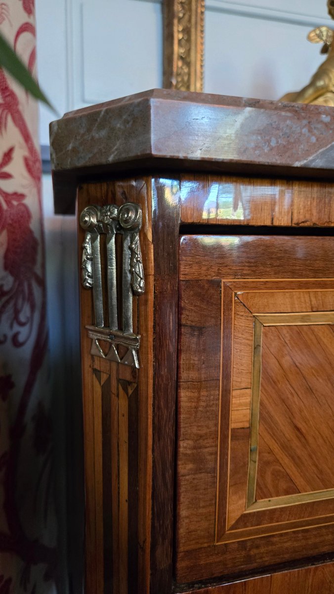 Petite commode Transition Louis XV - Louis XVI, époque XVIIIᵉ siècle.  -photo-2