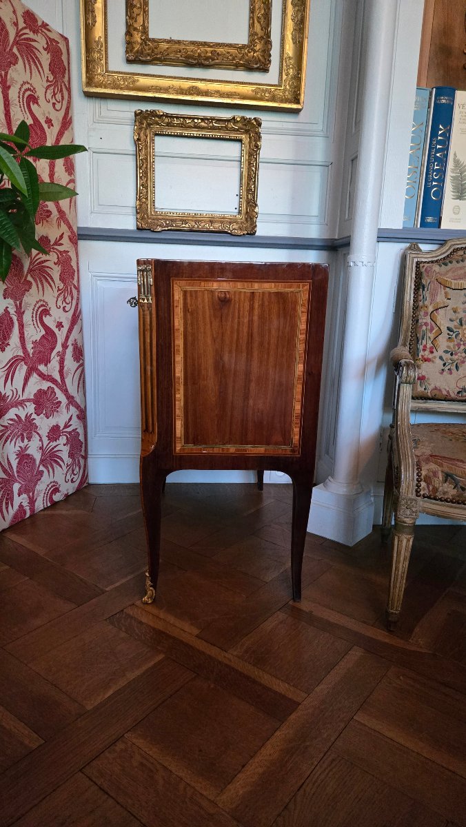 Petite commode Transition Louis XV - Louis XVI, époque XVIIIᵉ siècle.  -photo-4