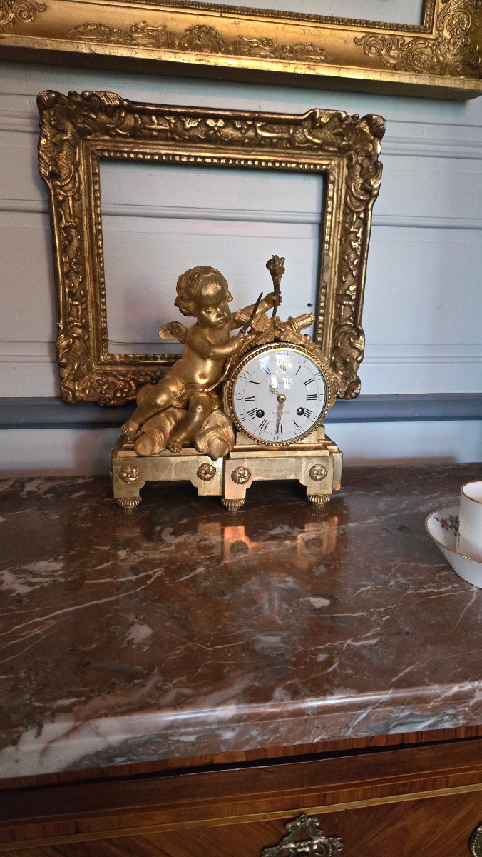 Pendule d'époque Louis XVI à l'allégorie de l'Amour, signée Debon à Paris. Époque Louis XVI.-photo-5