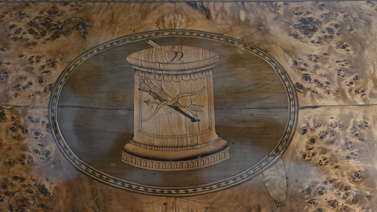 Coffret de mariage à dessus bombé en loupe de peuplier et marqueterie. Vallée du Rhin, XVIIIe-photo-3
