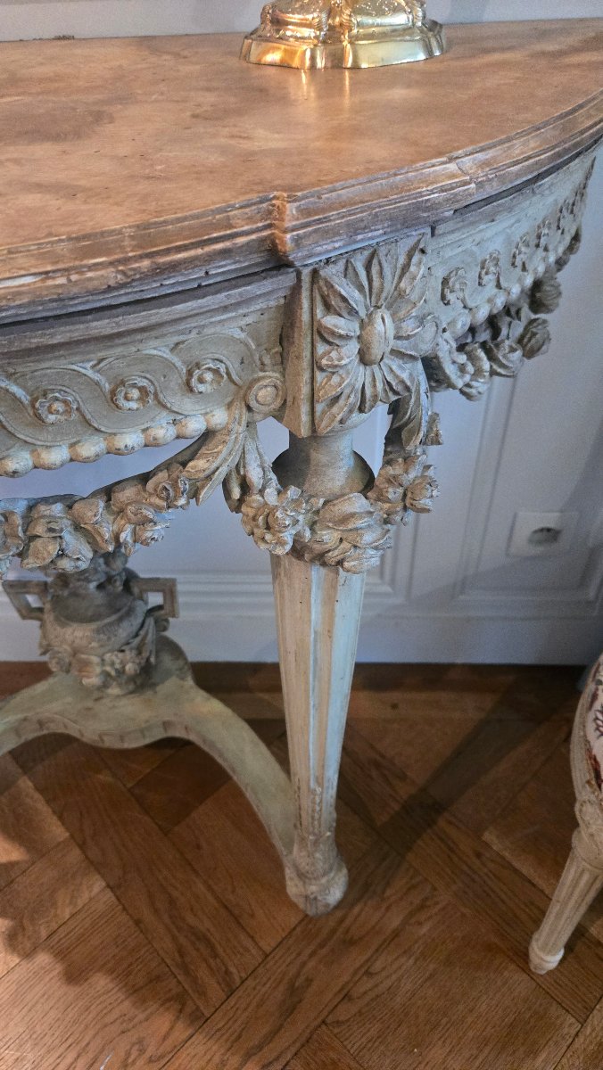 Console demi-lune d'époque Louis XVI en noyer sculpté et peint. Travail méridional, XVIIIe-photo-2