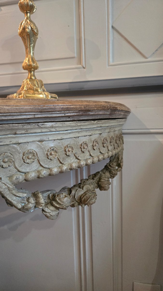 Console demi-lune d'époque Louis XVI en noyer sculpté et peint. Travail méridional, XVIIIe-photo-4