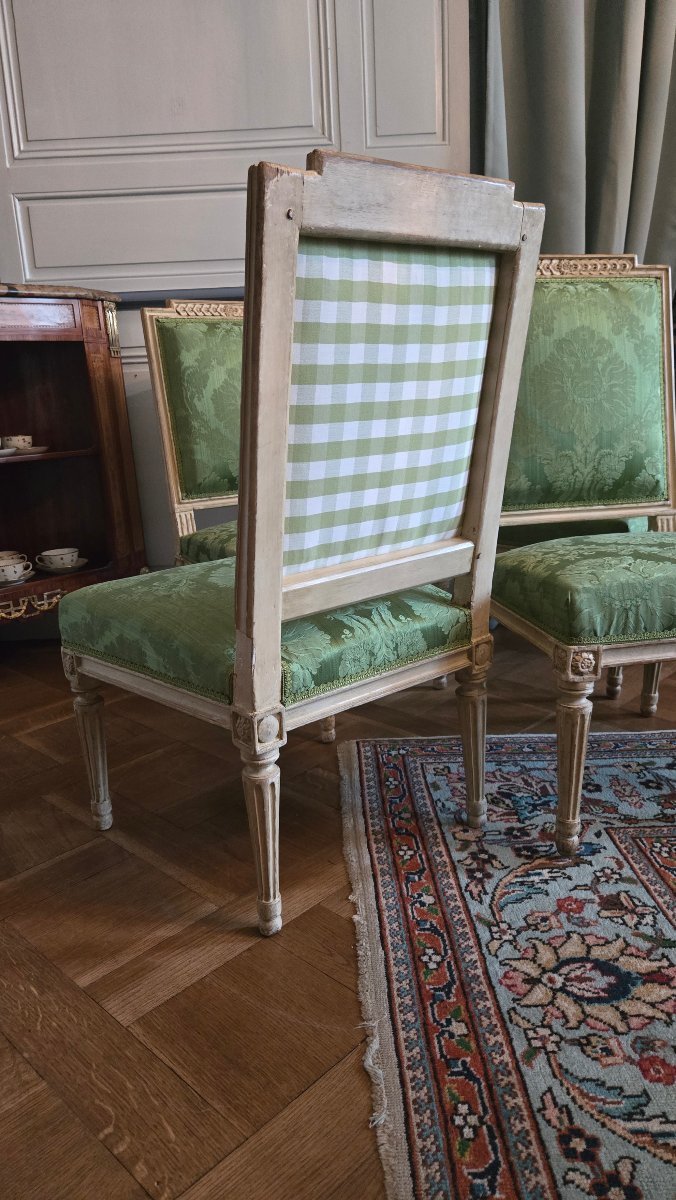 Suite de quatre chaises de salon estampillées Louis-Madeleine Pluvinet.  Époque Louis XVI.-photo-3