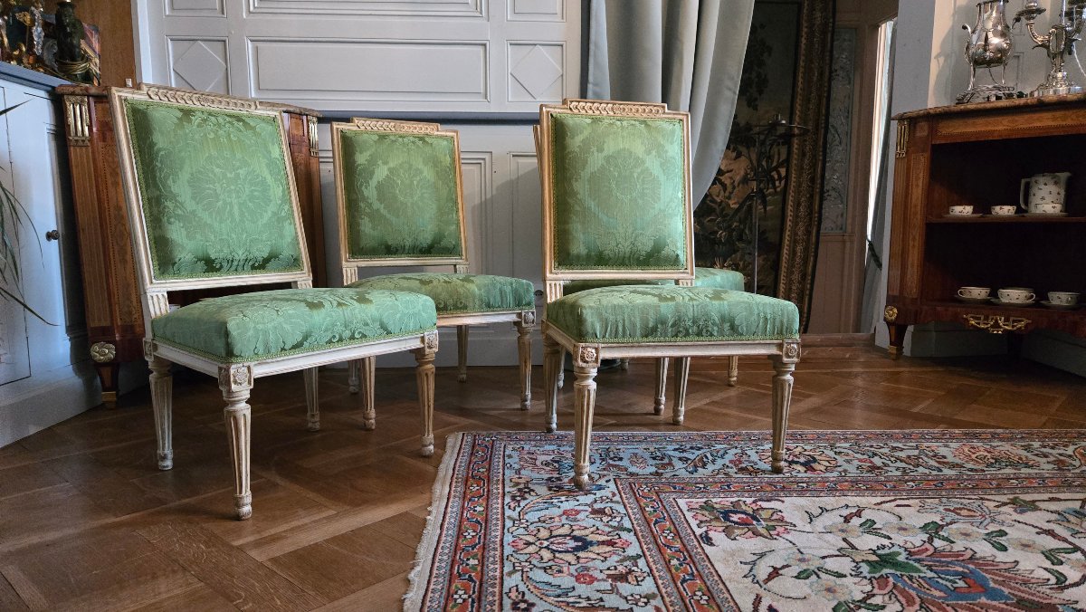 Suite de quatre chaises de salon estampillées Louis-Madeleine Pluvinet.  Époque Louis XVI.-photo-8