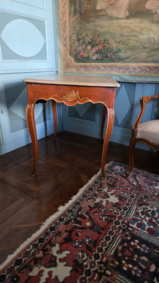 Table à écrire de milieu à décor d’inspiration héraldique.   Époque Louis XV, milieu du XVIIIᵉ -photo-3