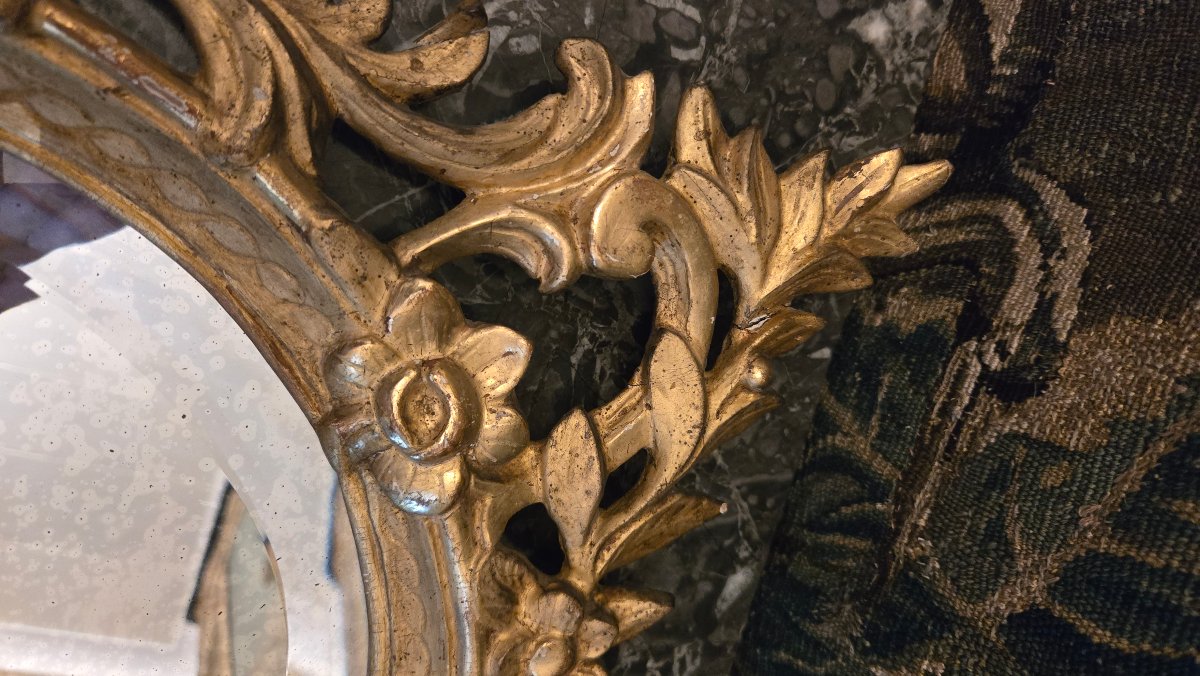 Paire de miroirs en médaillon, Travail italien, seconde moitié du XVIIIe siècle.-photo-2