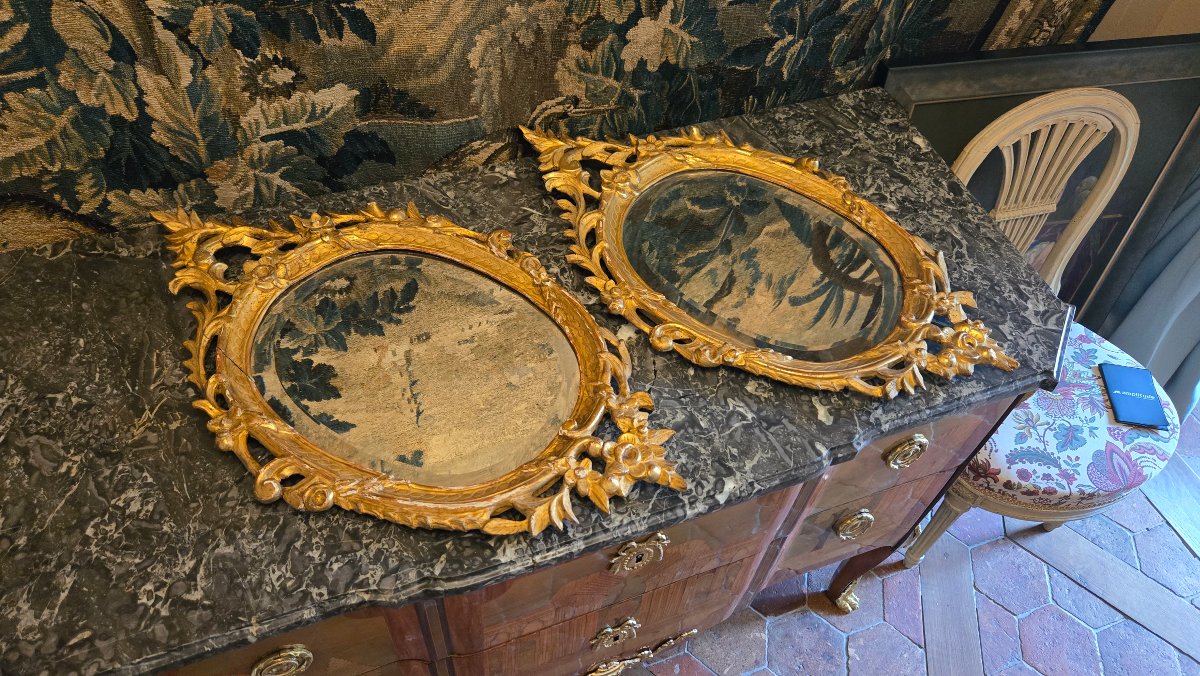 Paire de miroirs en médaillon, Travail italien, seconde moitié du XVIIIe siècle.-photo-7
