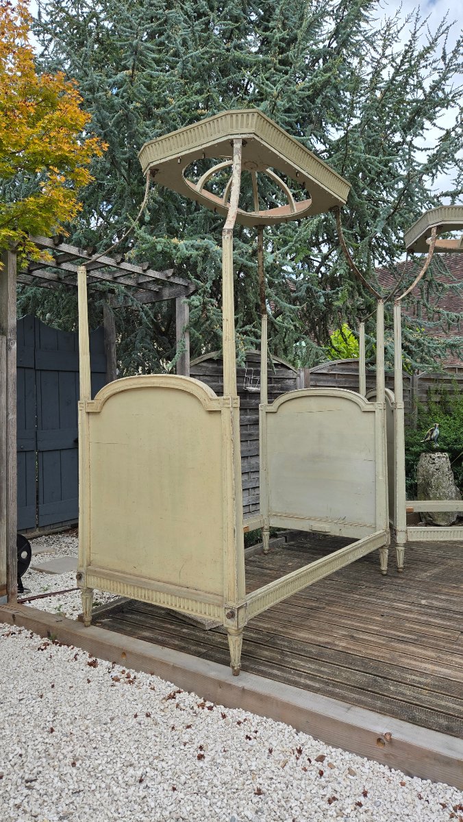 A Pair Of Louis XVI-era Polish-style Beds.    -photo-2