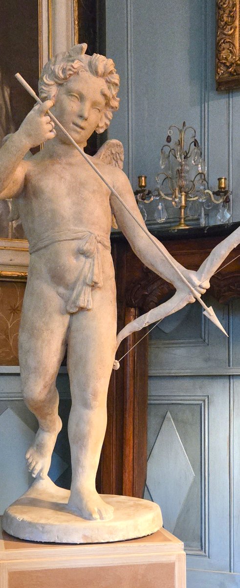 « Les desseins de l’Amour » – Grande sculpture en plâtre patiné façon terre cuite – XIXe siècle-photo-7