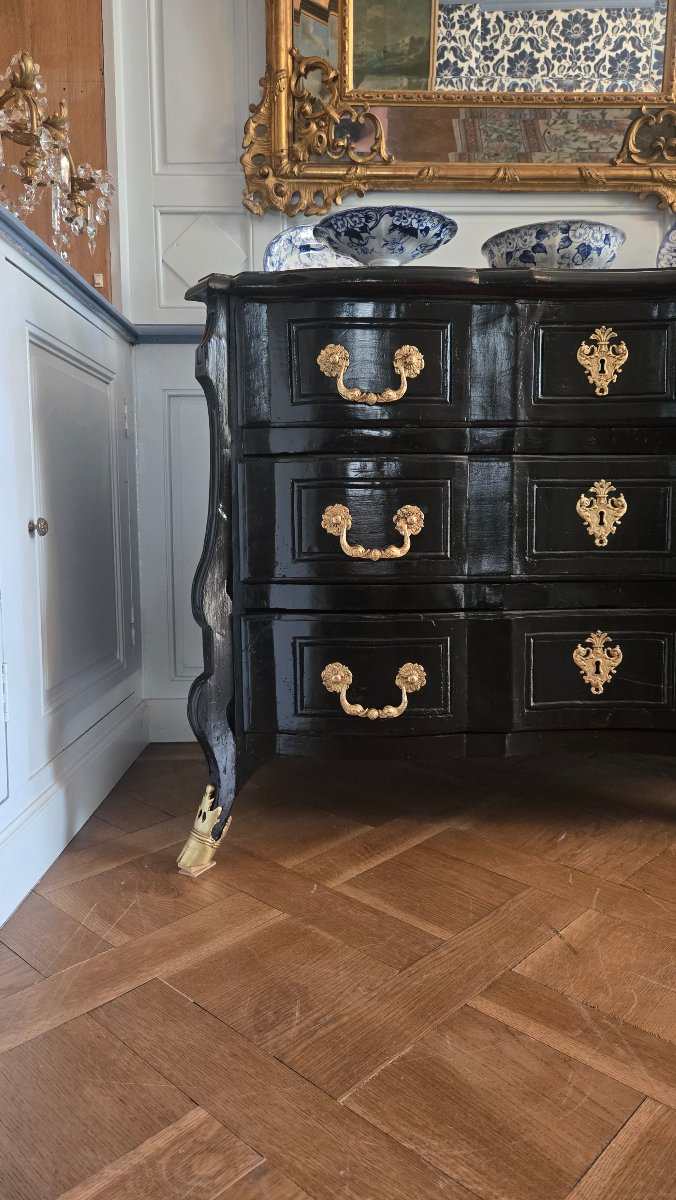 Louis XIV Chest Of Drawers In Blackened Wood With Inverted Consoles – First Third Of The 18th Century.    -photo-3
