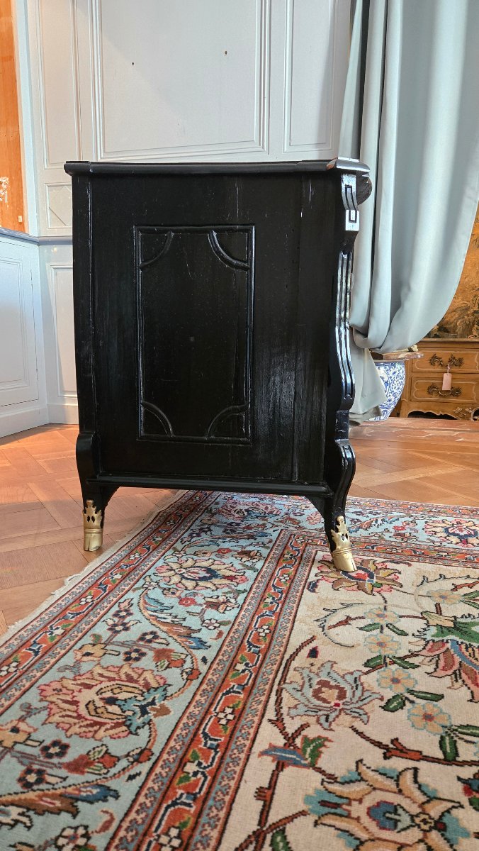 Louis XIV Chest Of Drawers In Blackened Wood With Inverted Consoles – First Third Of The 18th Century.    -photo-4