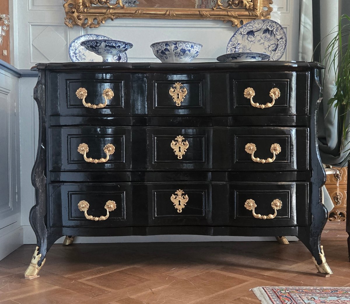 Louis XIV Chest Of Drawers In Blackened Wood With Inverted Consoles – First Third Of The 18th Century.    