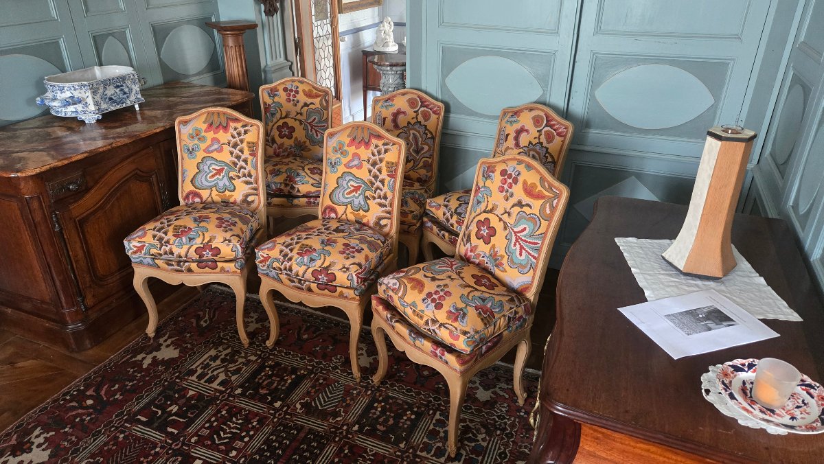 A Set Of Six Louis XV-era "reine" Chairs Made Of Painted Beech.  -photo-7