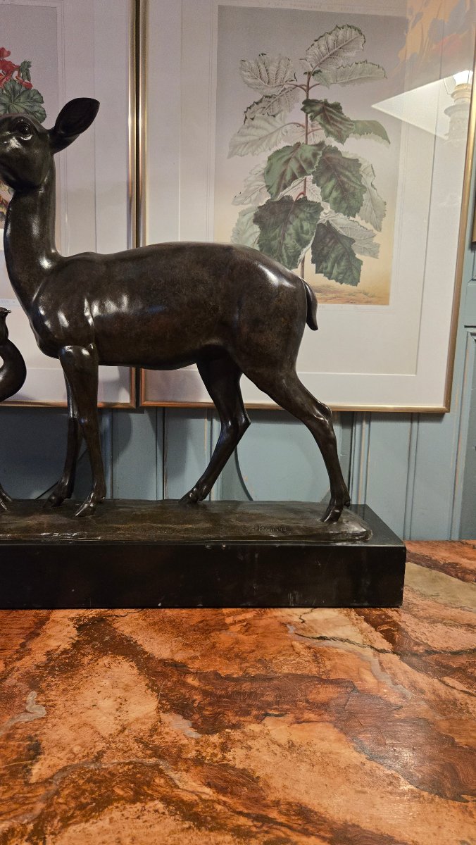 Irénée Rochard (1906-1984) – La biche aux aguets et son faon, important groupe en bronze.-photo-1
