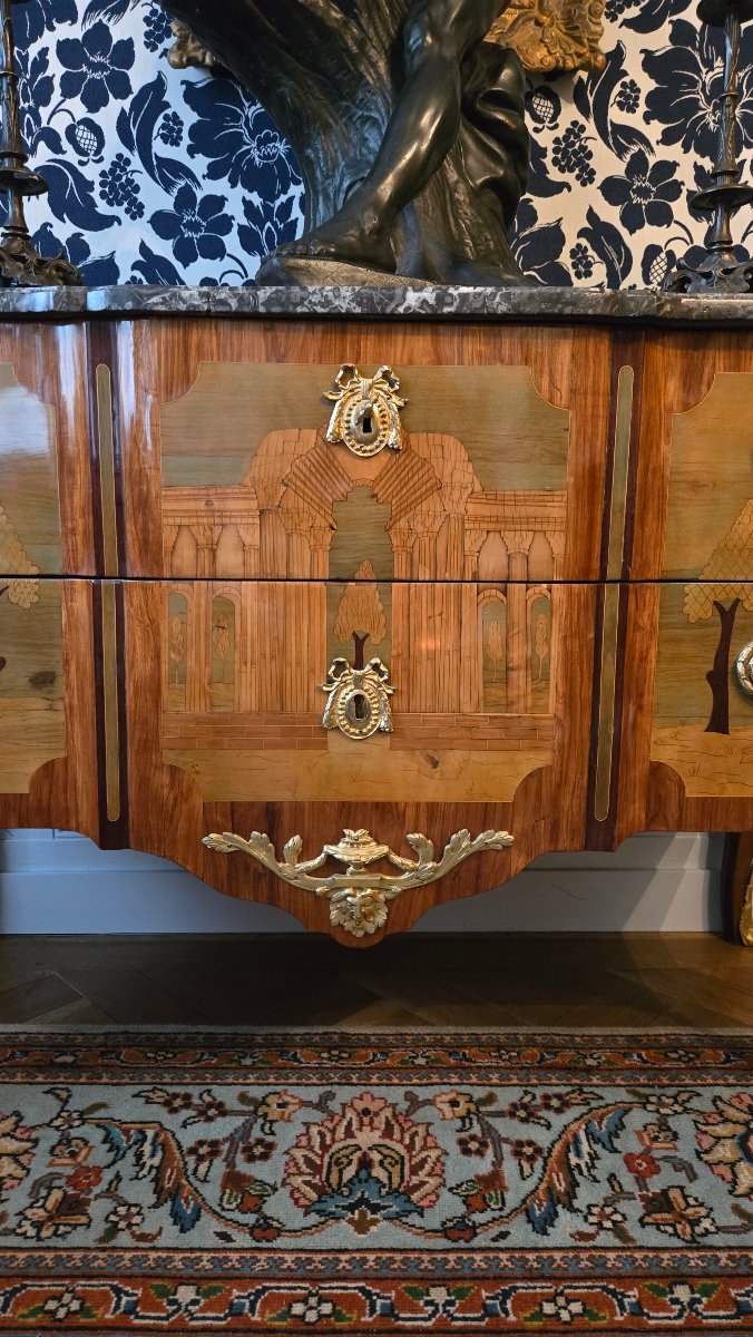 Commode à marqueterie de ruines estampillée A. L. Gilbert – XVIIIe.  -photo-3