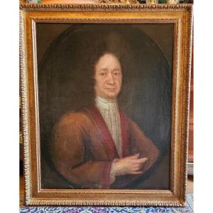 Oil On Canvas Early 18th Century, Portrait Of A Gentleman.